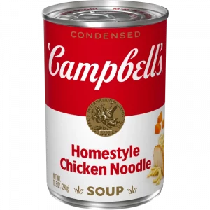 Sopa de pollo y tallarines homestyle