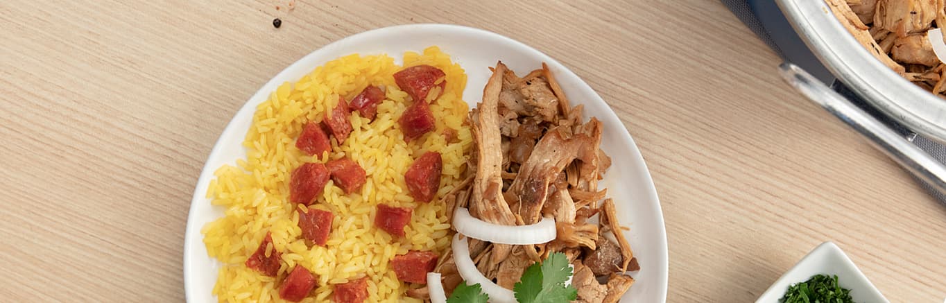 Pernil de Cerdo al Caldero con Arroz  con Longaniza