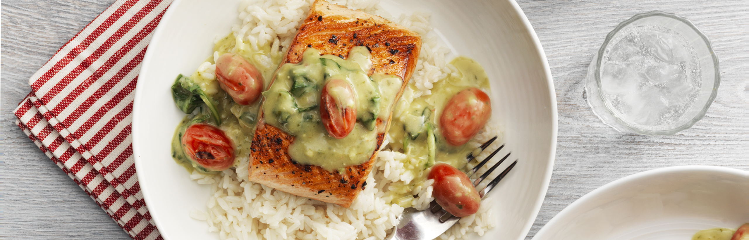 Image of the prepared Salmon with Creamy Pesto Sauce recipe