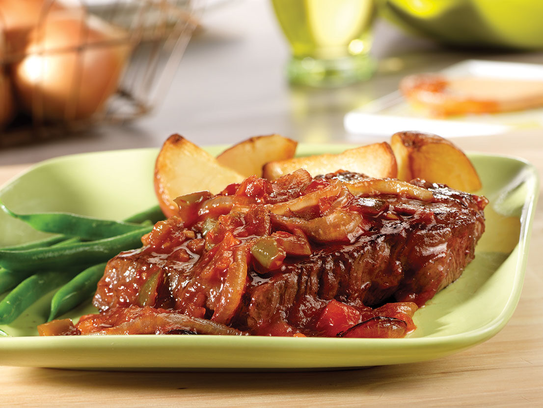 Image of prepared Picante Beef Steaks with Sautéed Onions
