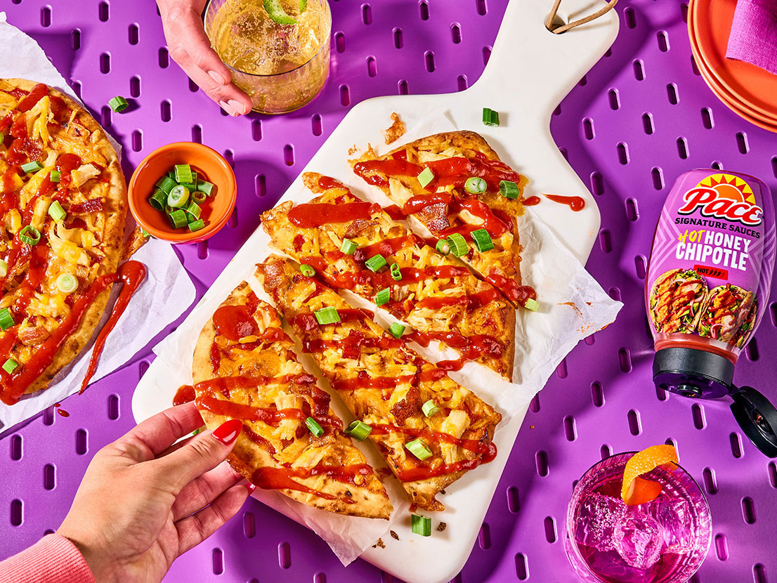 Hot Honey Chipotle Chicken & Bacon Flatbreads Pace® Sauces