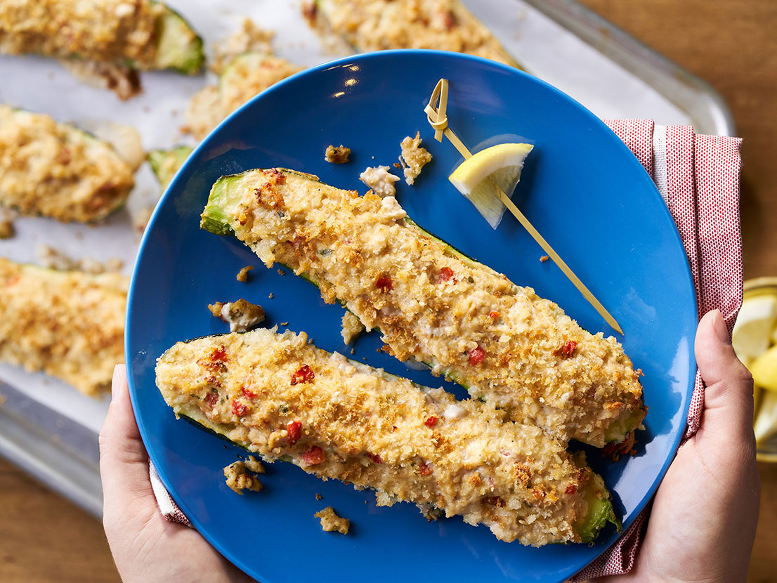 Simple Chicken Fettucine Alfredo with Spinach Prego® Sauces