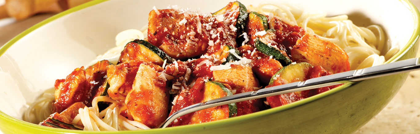 Spaghetti with Chunky Chicken-Vegetable Sauce