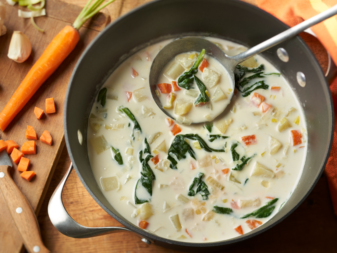 Garlicky Potato Leek Soup | Swanson® Recipes