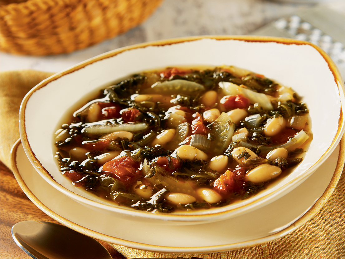 Slow Cooker White Bean with Fennel Soup | Swanson® Recipes