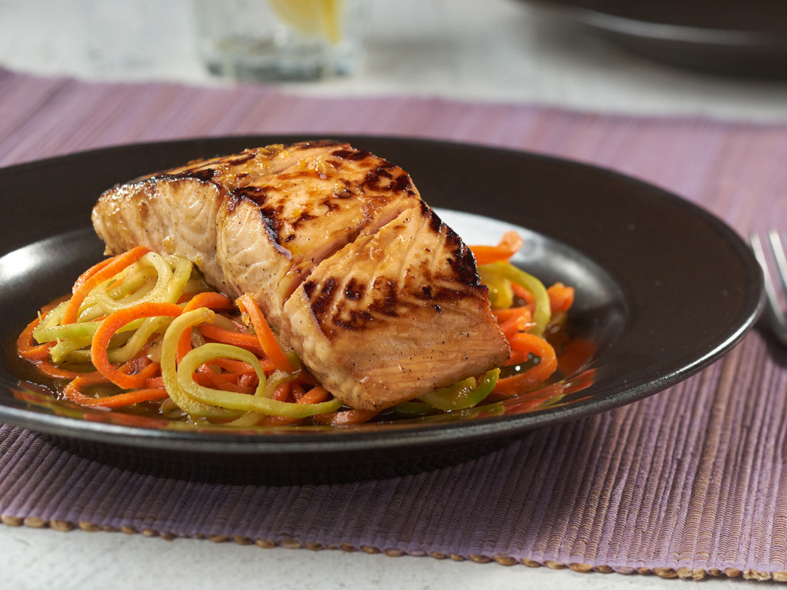 Teriyaki Salmon over Sesame Broccoli Noodles | Swanson®