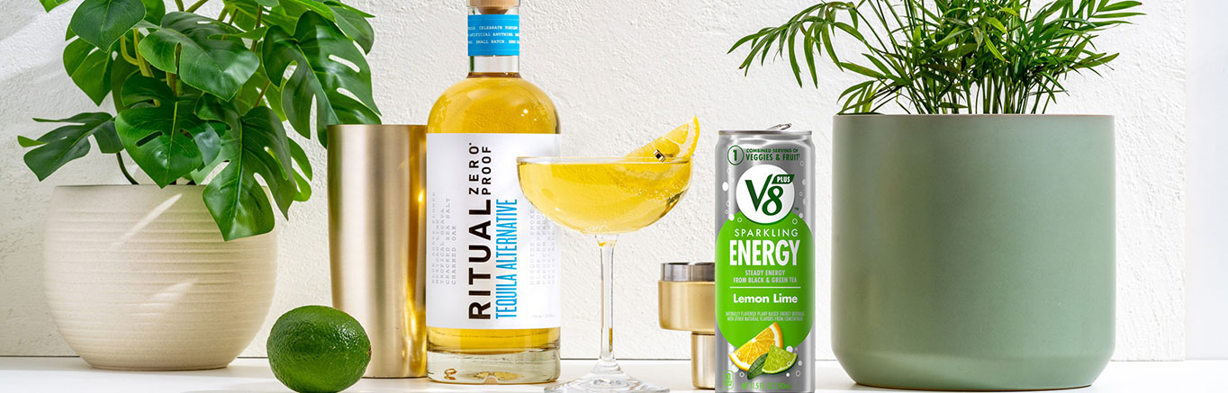 An image of prepared Non-Alc Lemon Lime Margarita made with Ritual Zero Proof Tequila Alternative, lime juice and V8 Energy® Sparkling Lemon Lime.