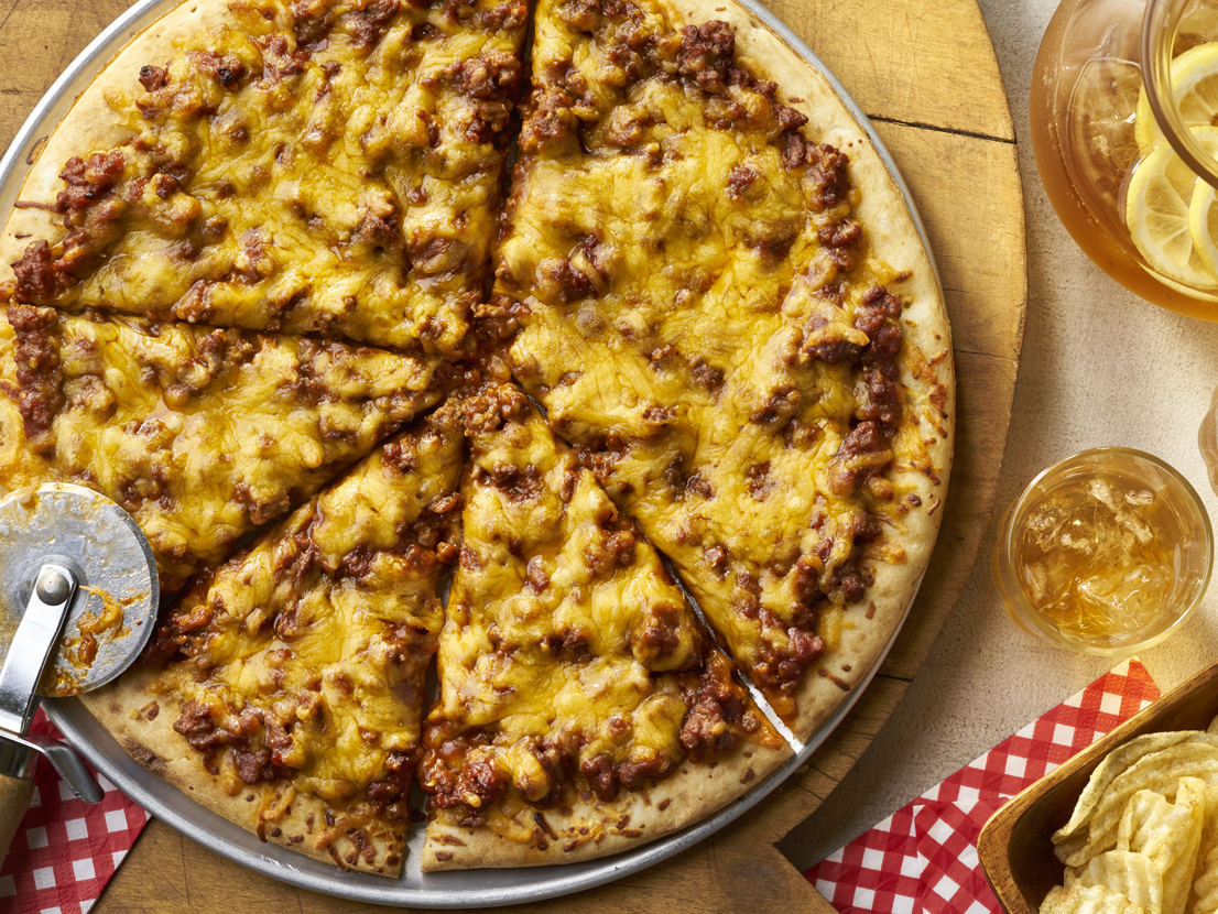 Easy &amp; Cheesy Sloppy Joe Pizza | Campbell's® Recipes