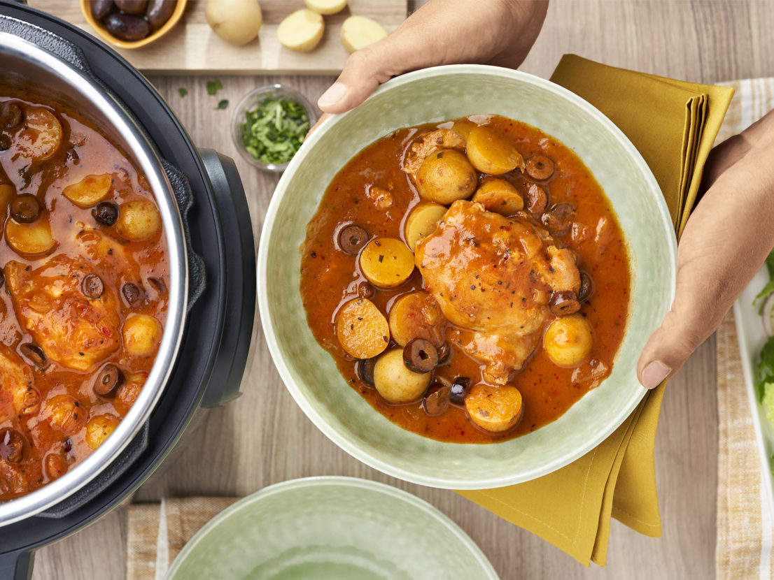 https://www.campbells.com/wp-content/uploads/2021/03/Instant-Pot%C2%AE-Mediterranean-Chicken-Thighs-In-Menu-1106x830.jpg